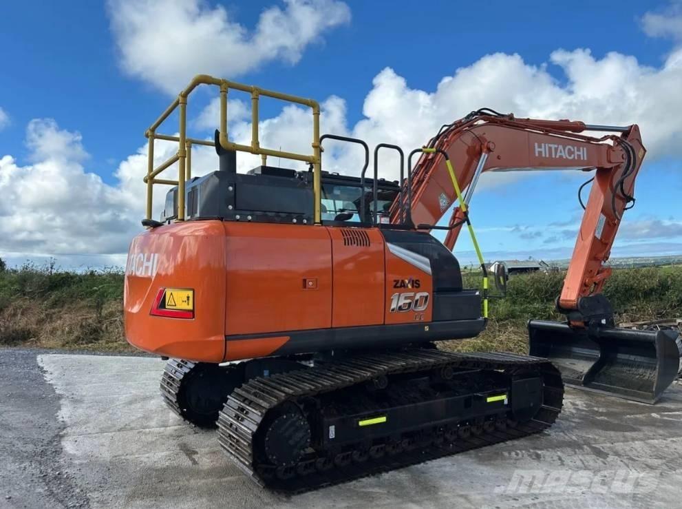 Hitachi ZX 160 LC حفارات زحافة