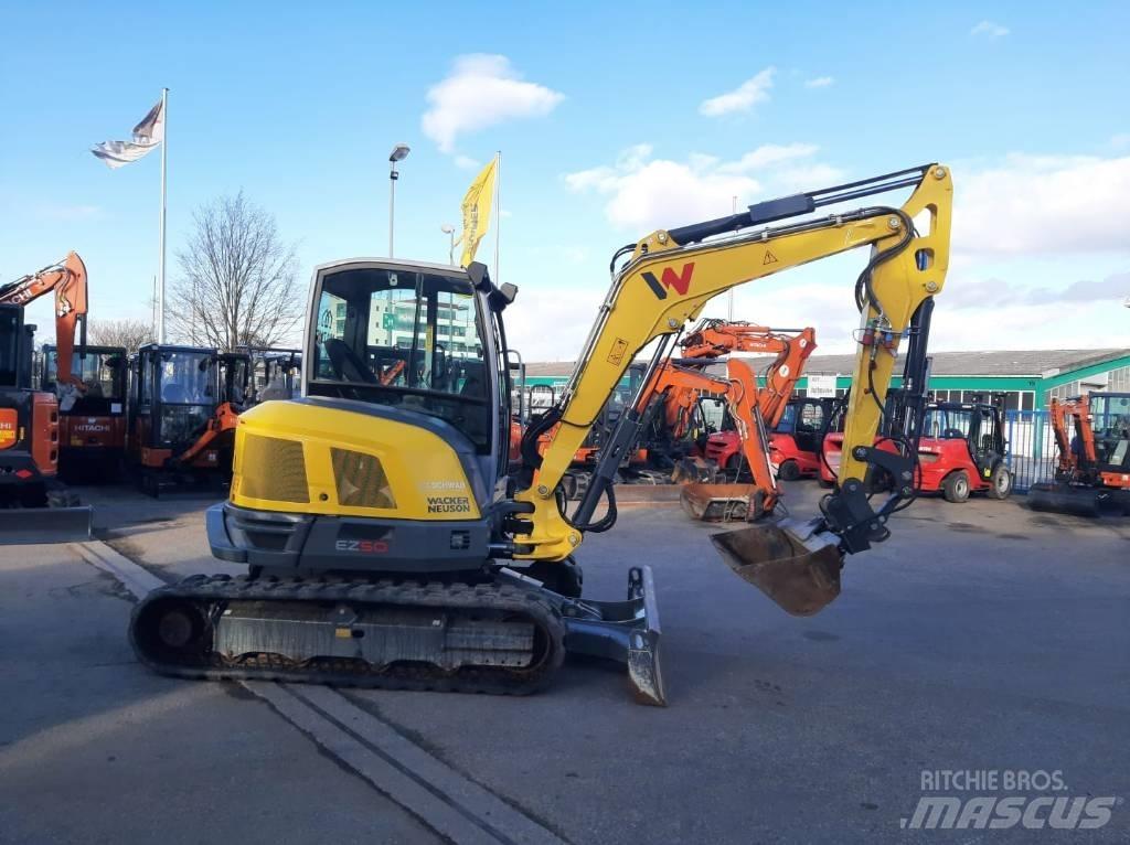 Wacker Neuson EZ 50 حفارات زحافة