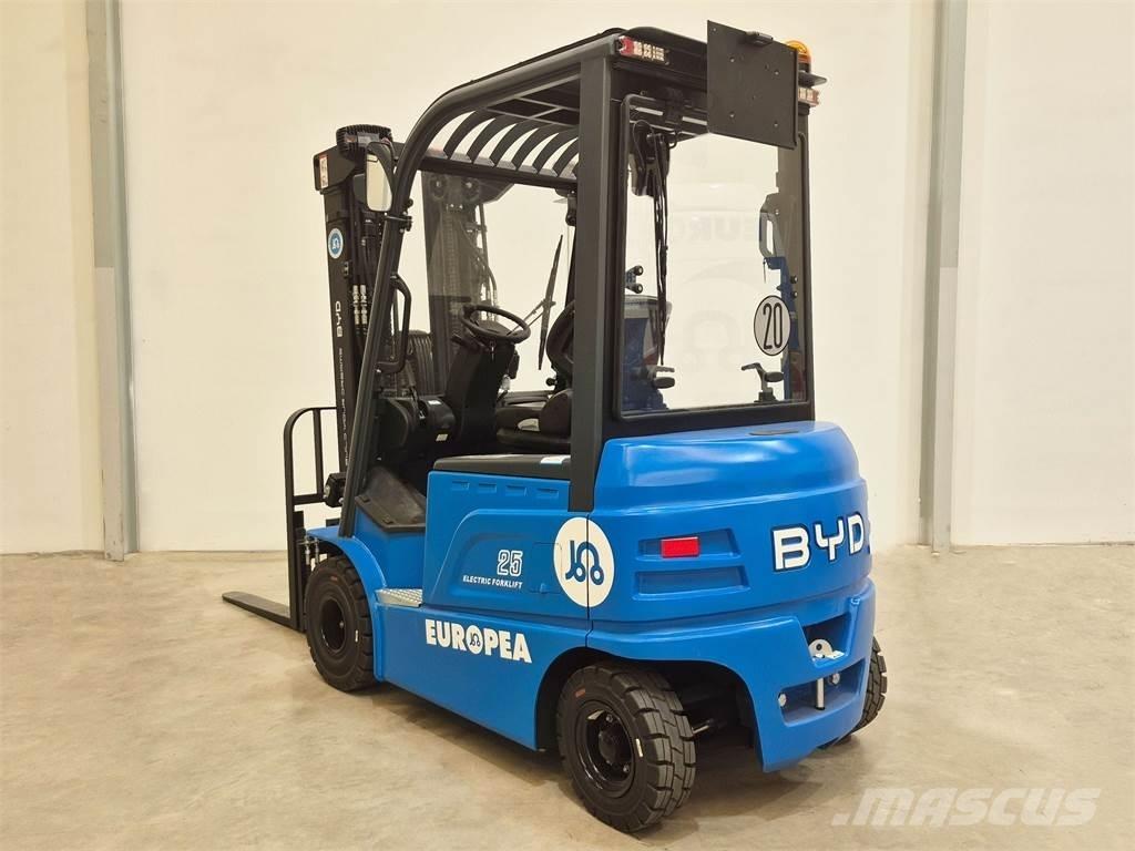 BYD SEF25B شاحنات ذات رافعات شوكية تعمل بالكهرباء
