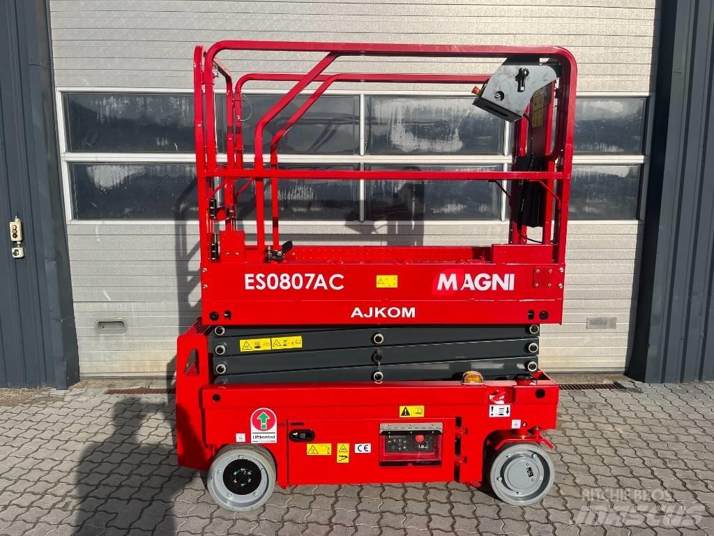 Magni ES 0807 AC رافعات مقصية الشكل