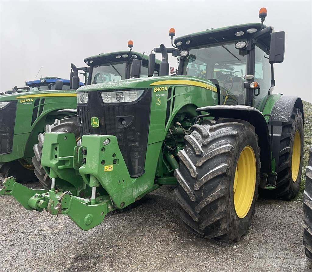 John Deere 8400 R الجرارات