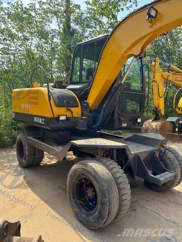 Xinyuan XYB75 حفارات بعجل