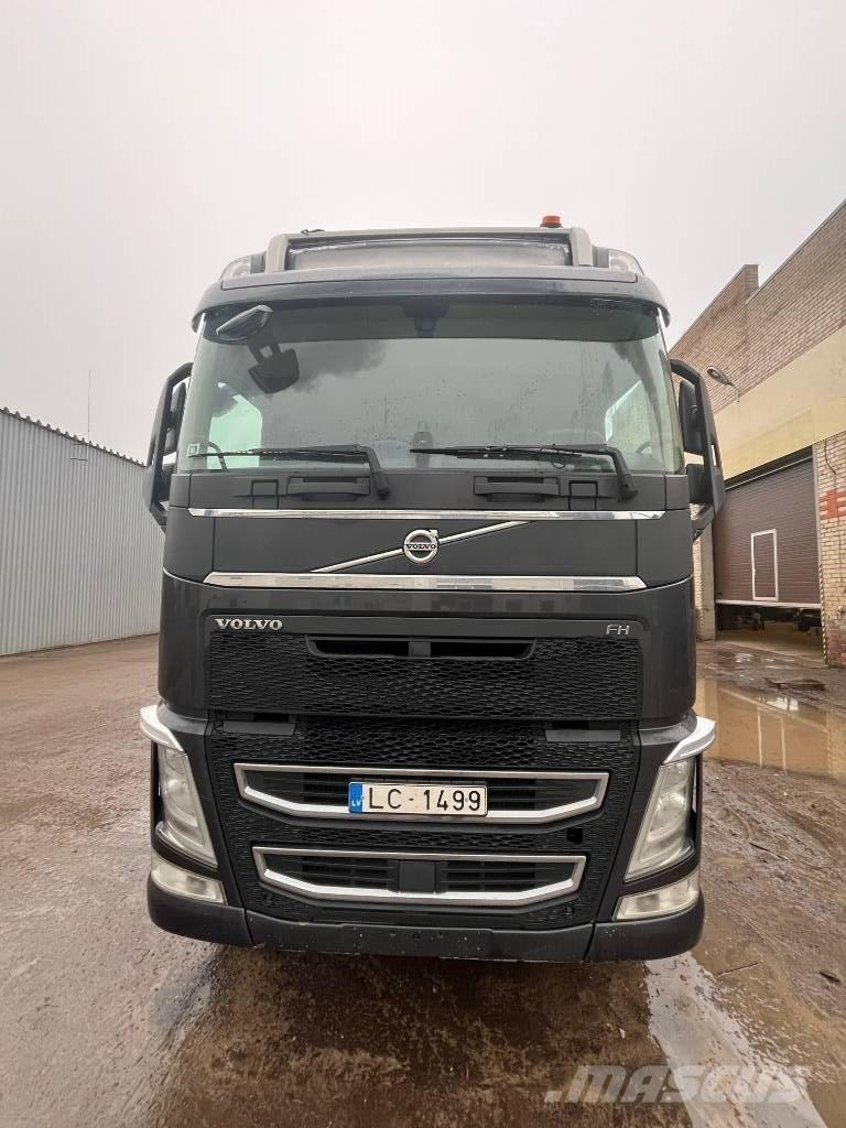 Volvo FH شاحنات أشجار