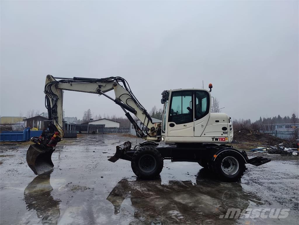 Terex 110W حفارات بعجل