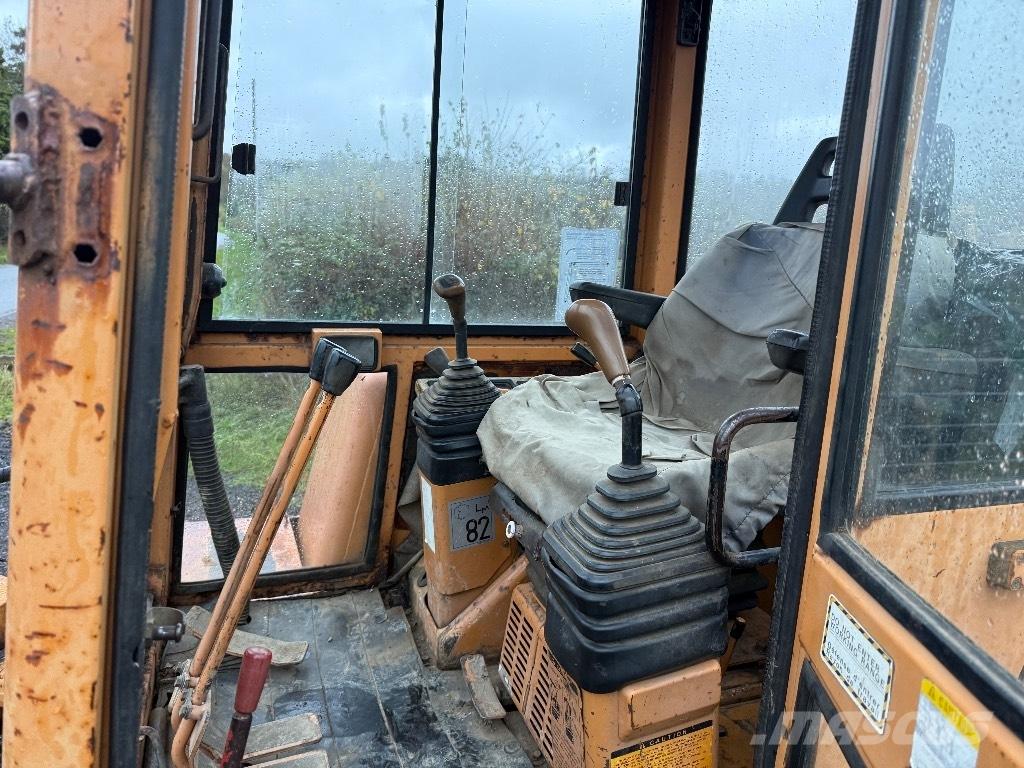 CASE Ck50 حفارات زحافة