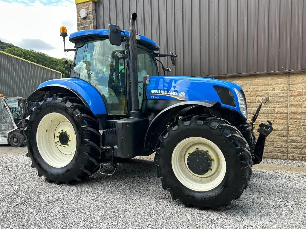 New Holland T7.250 الجرارات