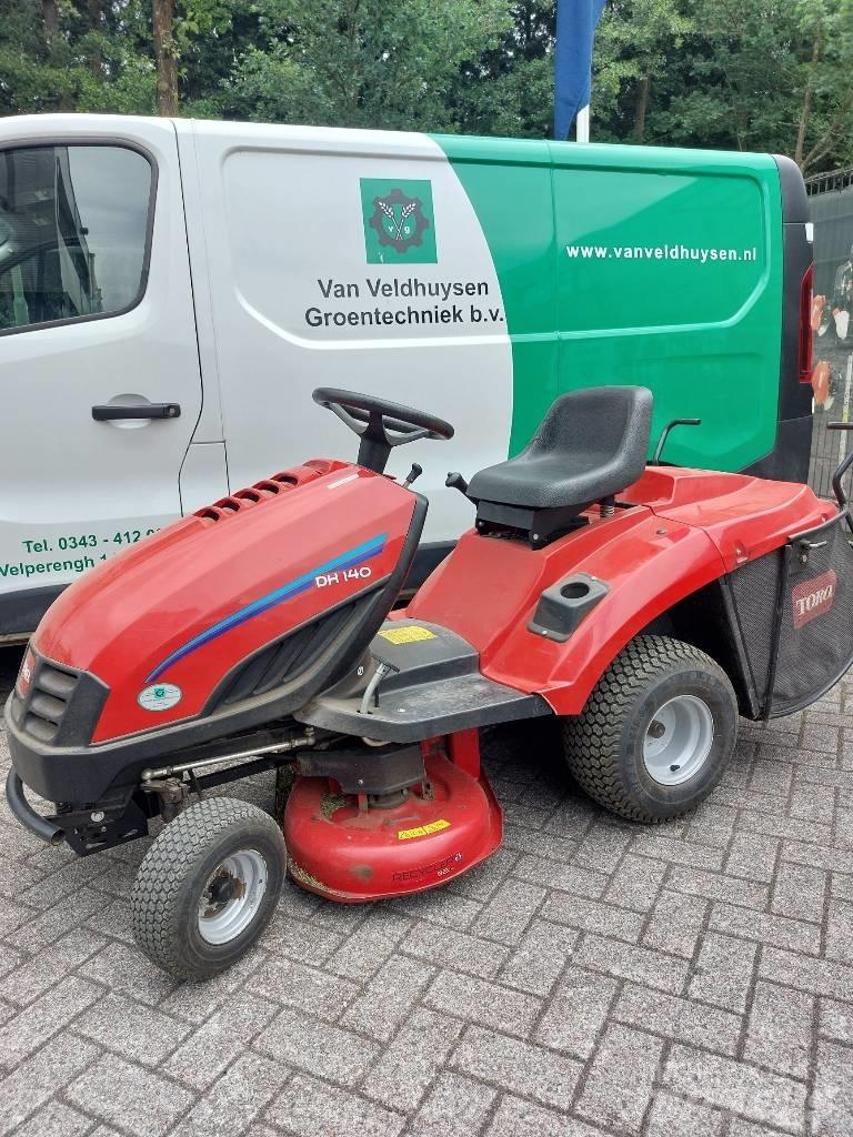Toro zitmaaier DH140 ركوب الحشائش