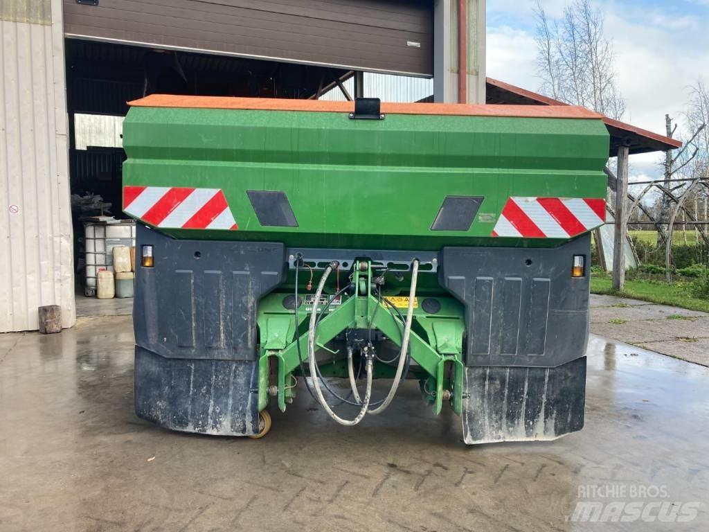 Amazone ZA-TS 4200 معدات فرد المواد المعدنية