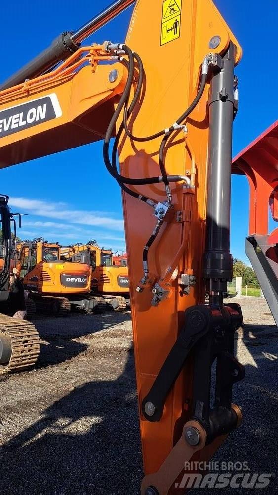 Develon DX 210 NLC-7 حفارات زحافة