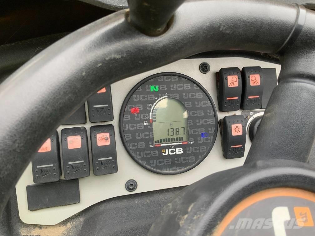 JCB CT 260-120 مداحل ثنائية الاسطوانة