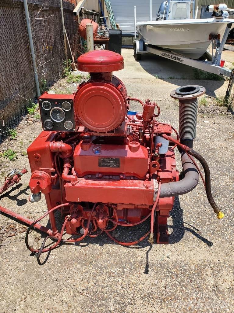 Cummins V-378- F2 المنازل المتنقلة والكرافانات