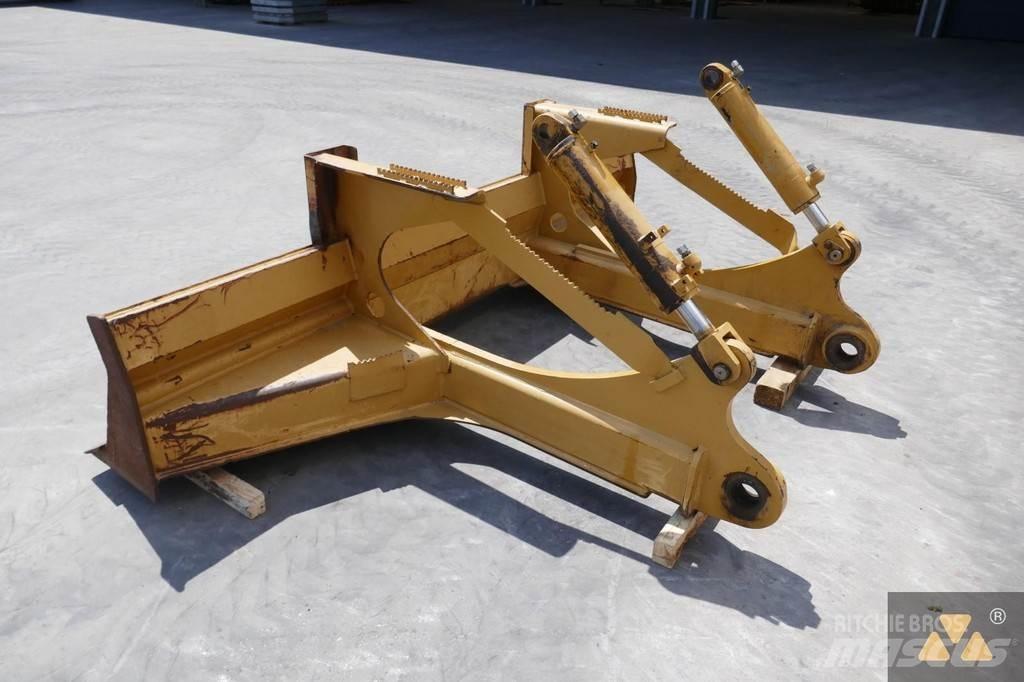 CAT Skidder blade نصول