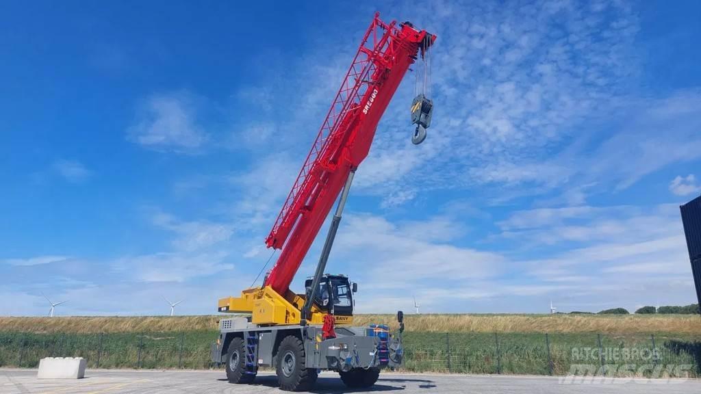 Sany SRE600 رافعات الطرق الوعرة
