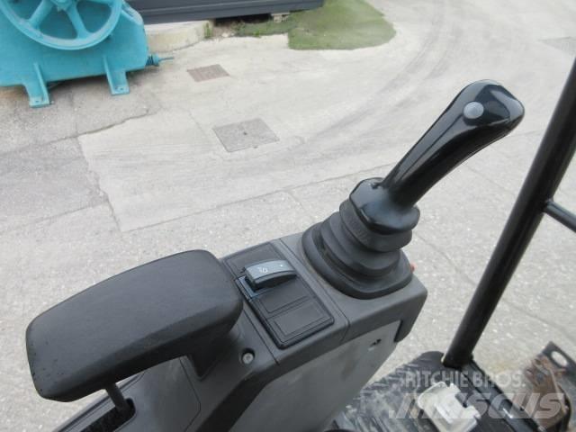 CAT 301.7 D CR حفارات صغيرة أقل من 7 طن (حفارات صغيرة)