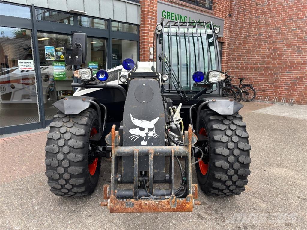 Bobcat TL 30.60 مناولات متداخلة