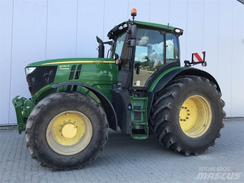 John Deere 6230R الجرارات
