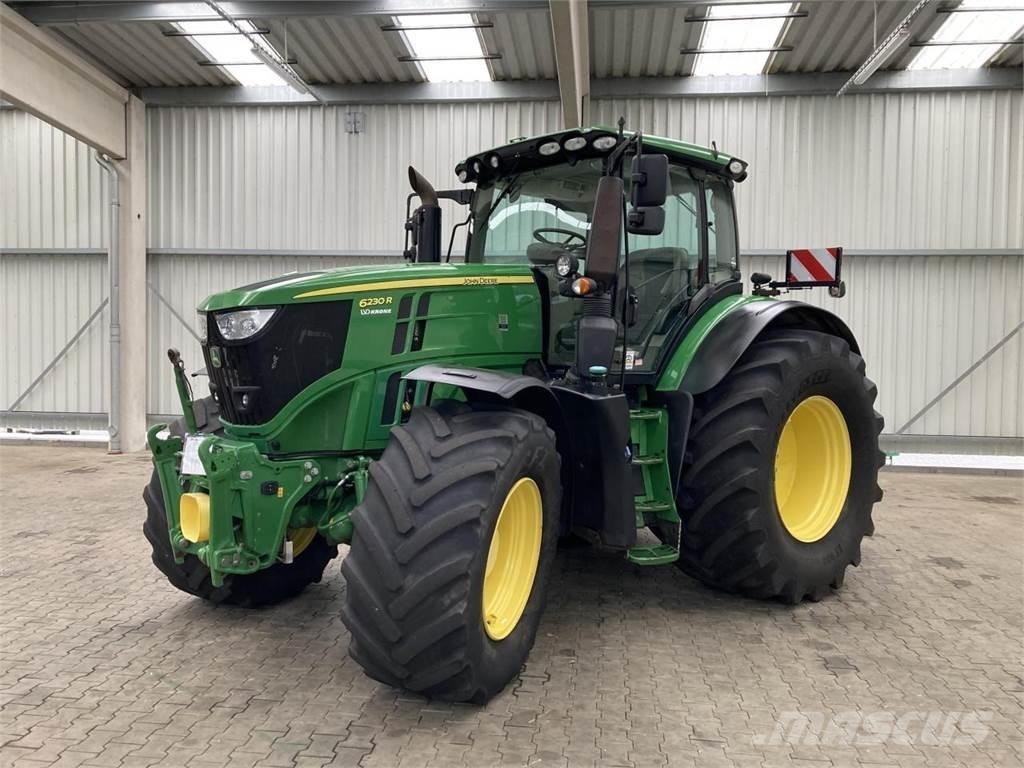 John Deere 6230R الجرارات