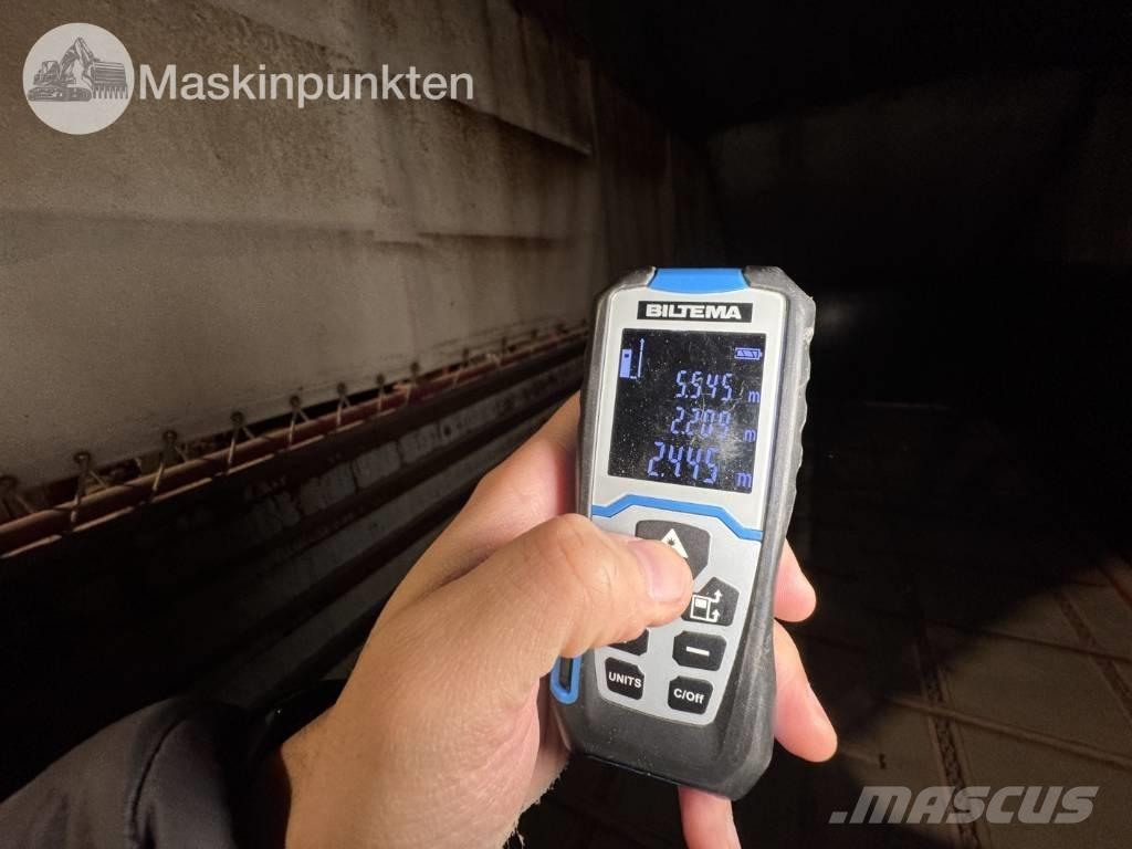 Taarup 1030 عربات الأعلاف