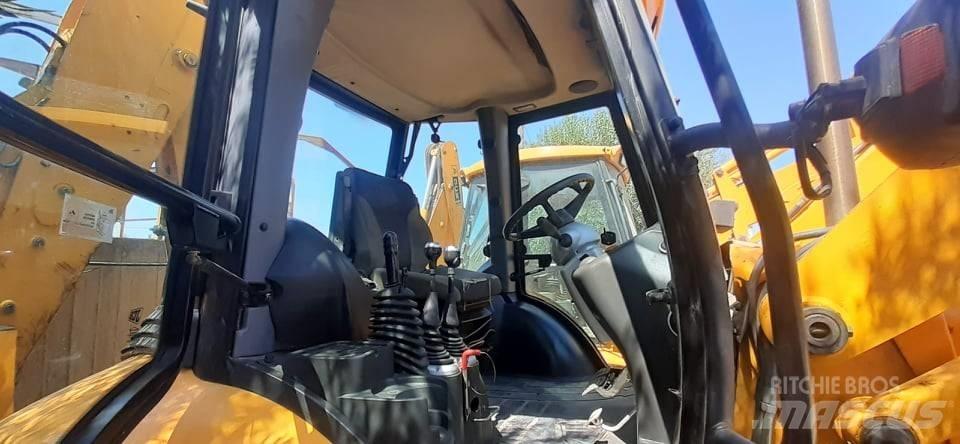 JCB 3 CX SM 4 T لوادر ذات جرافات عكسية
