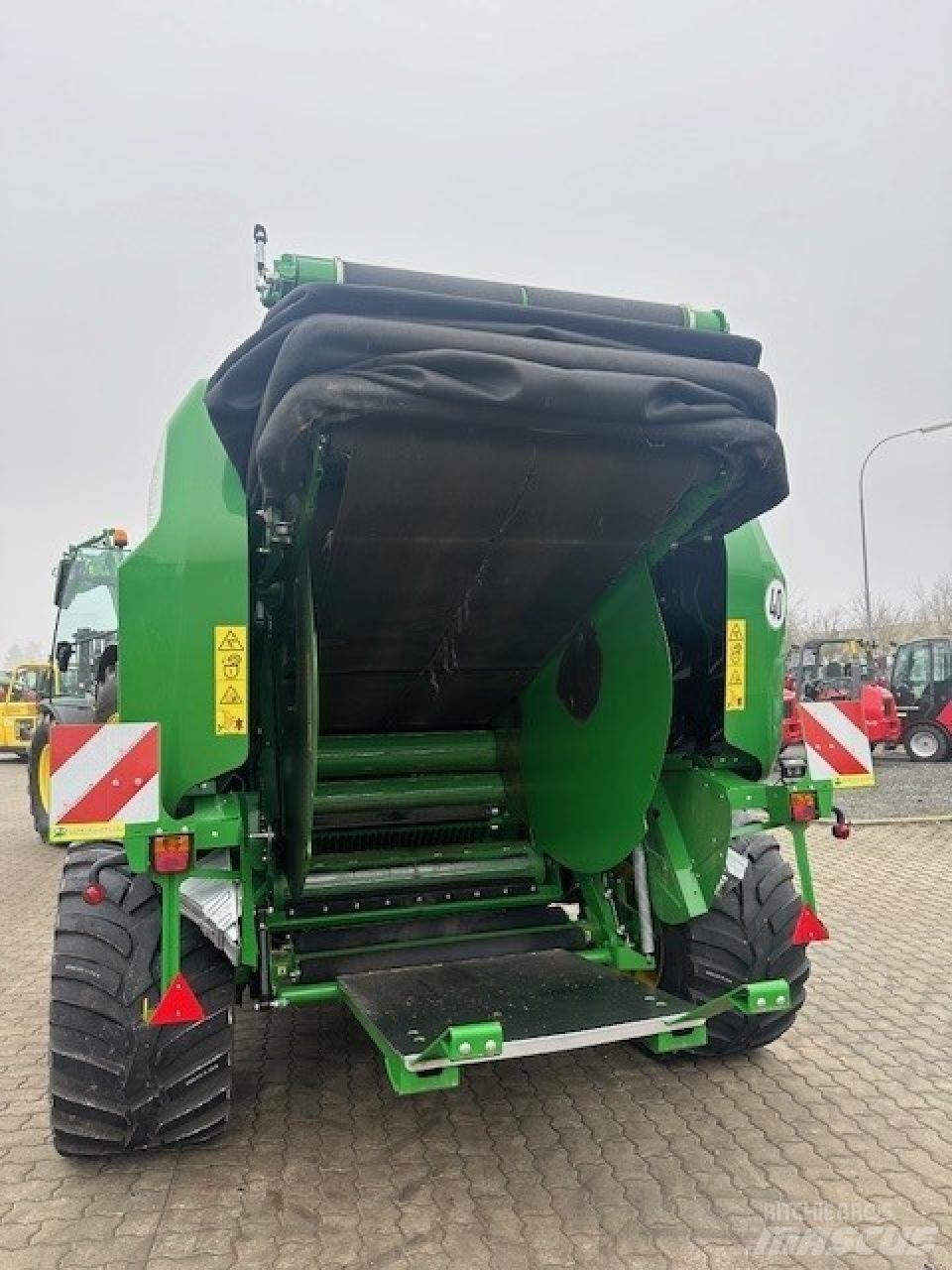John Deere V461R محزمات مستديرة