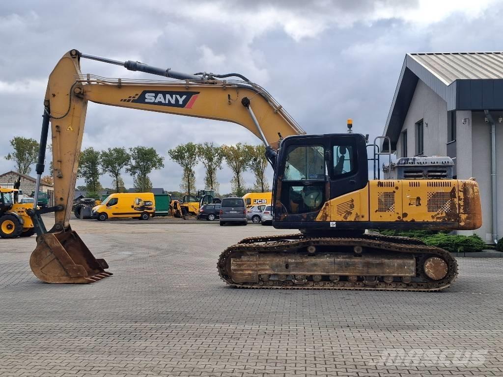 Sany SY 215 C حفارات زحافة