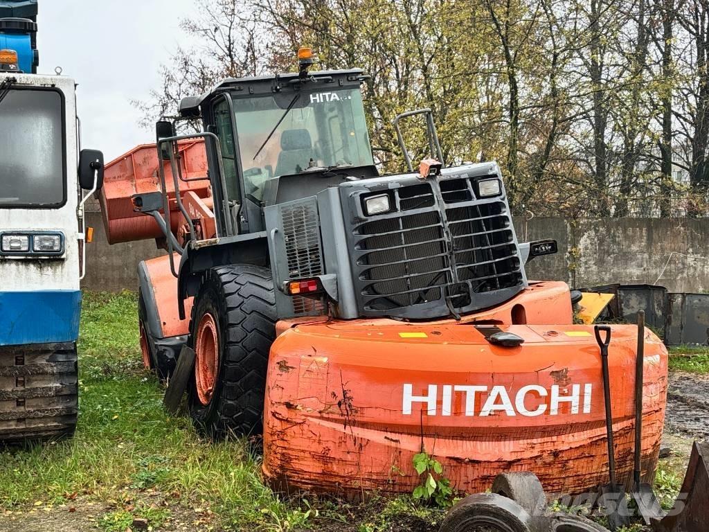 Hitachi ZW 250 لوادر بعجل