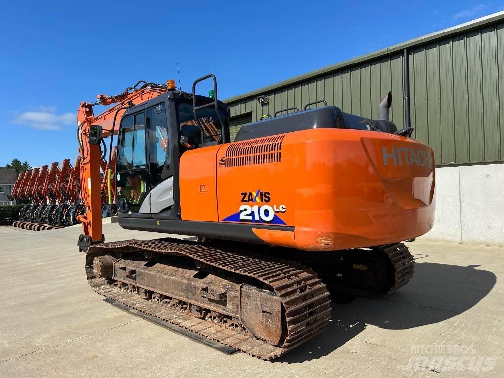 Hitachi ZX 210 LC-6 حفارات زحافة
