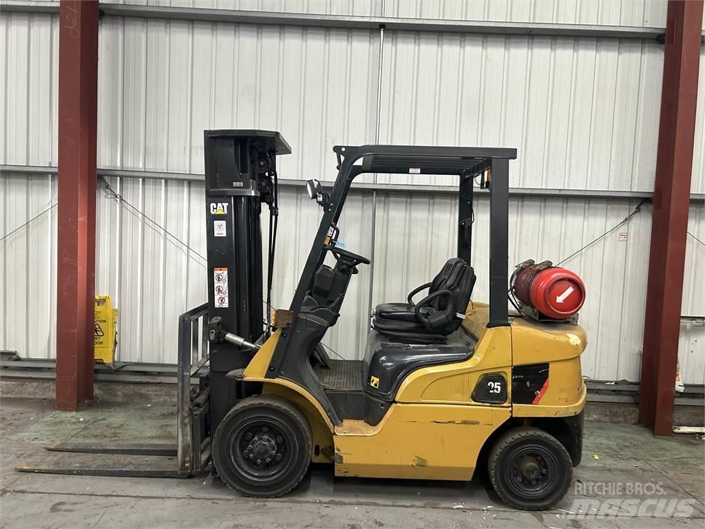 CAT GP25NT شاحنات LPG