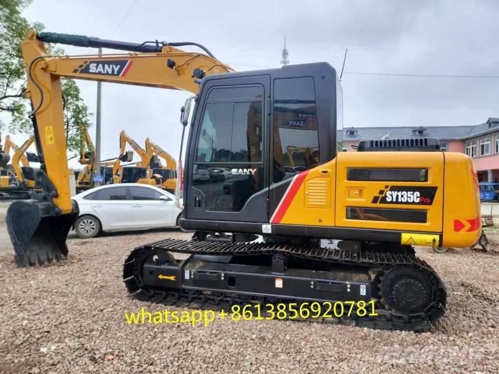 Sany SY 135 C حفارات زحافة