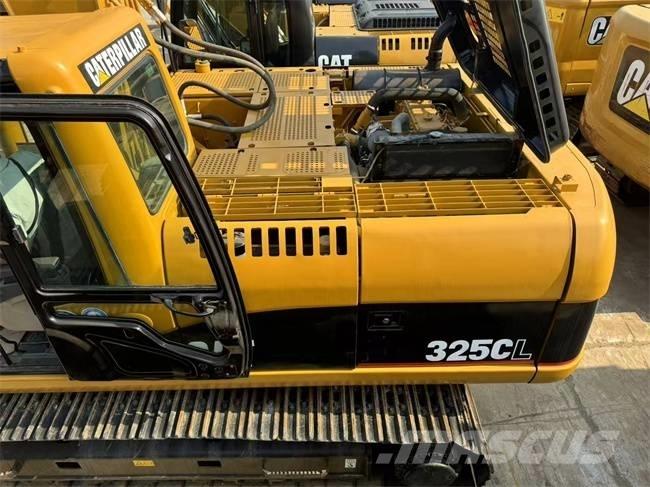 CAT 325 CL حفارات زحافة