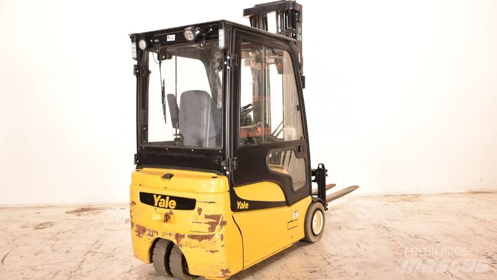 Yale ERP 20 VTLWB شاحنات ذات رافعات شوكية تعمل بالكهرباء