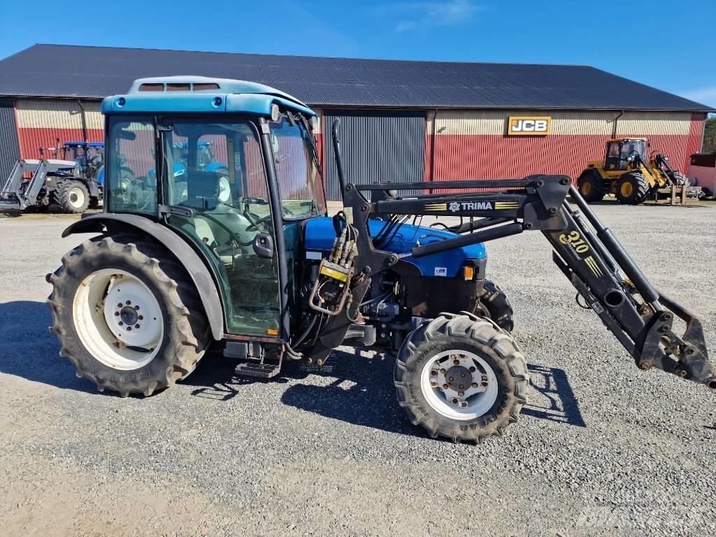 New Holland TN65F الجرارات