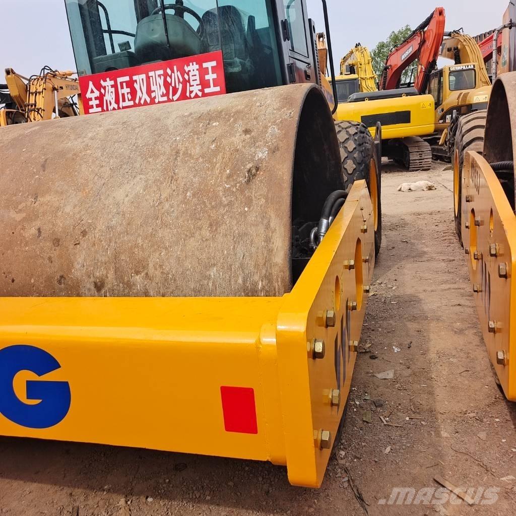 XCMG XS143J مداحل أحادية الأسطوانة