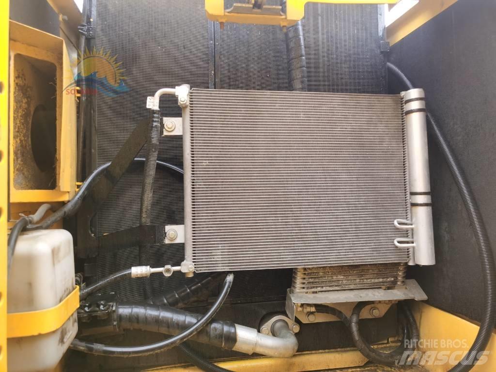 Komatsu PC 200-8 حفارات زحافة