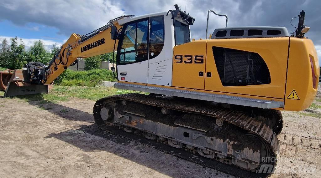 Liebherr R 936 LCV حفارات زحافة