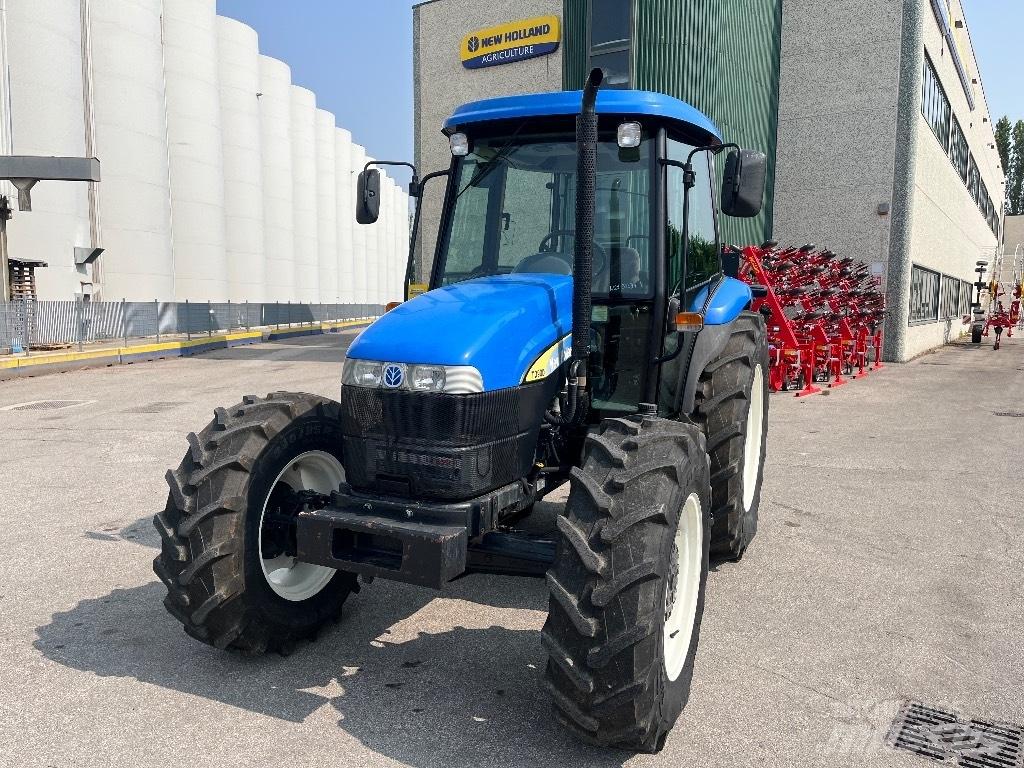 New Holland TD 90 D الجرارات