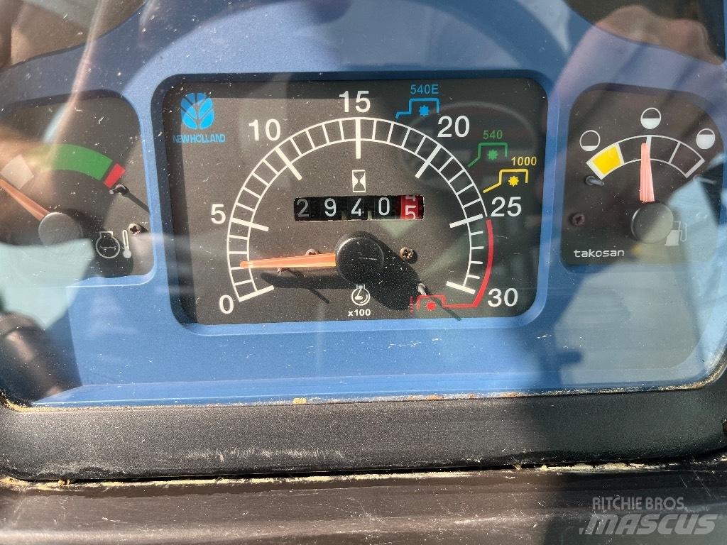 New Holland TD 90 D الجرارات