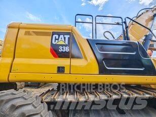 CAT 336 حفارات زحافة