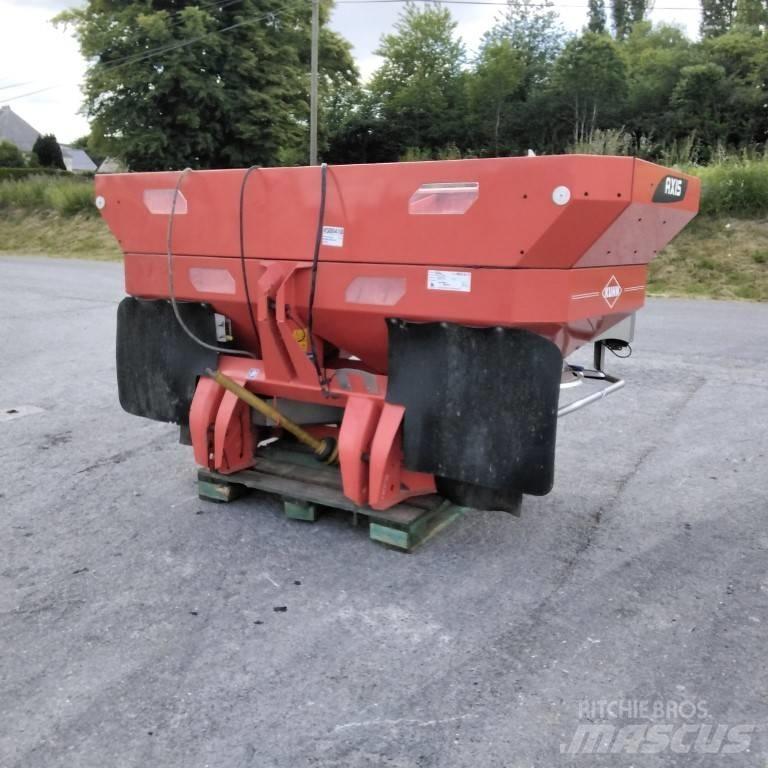 Kuhn AXIS 40.1 معدات فرد المواد المعدنية