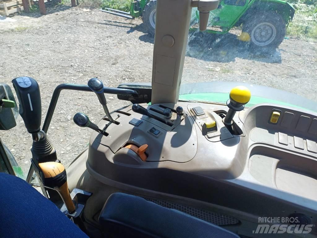John Deere 5100 M الجرارات