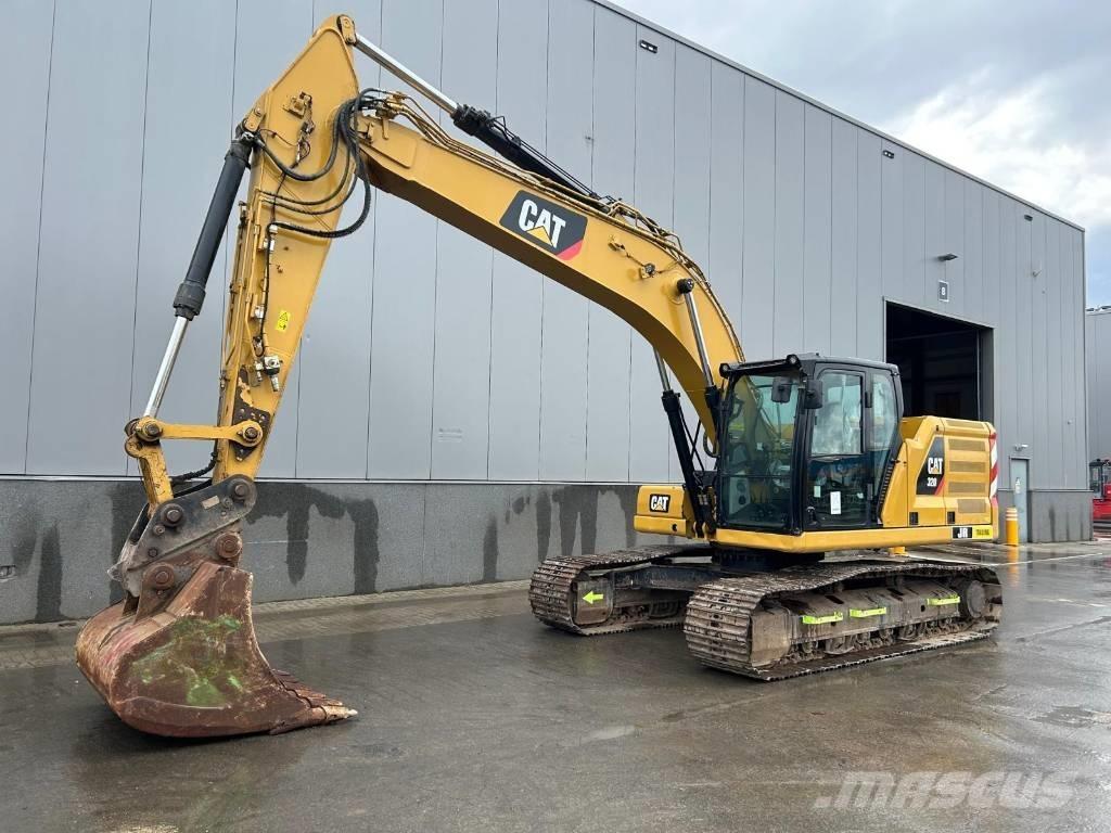 CAT 320 حفارات زحافة