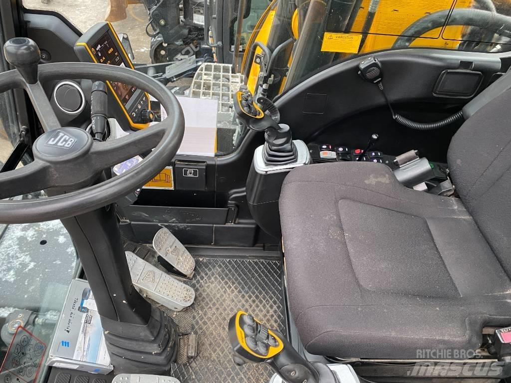 JCB JS145W TAB T4F حفارات بعجل