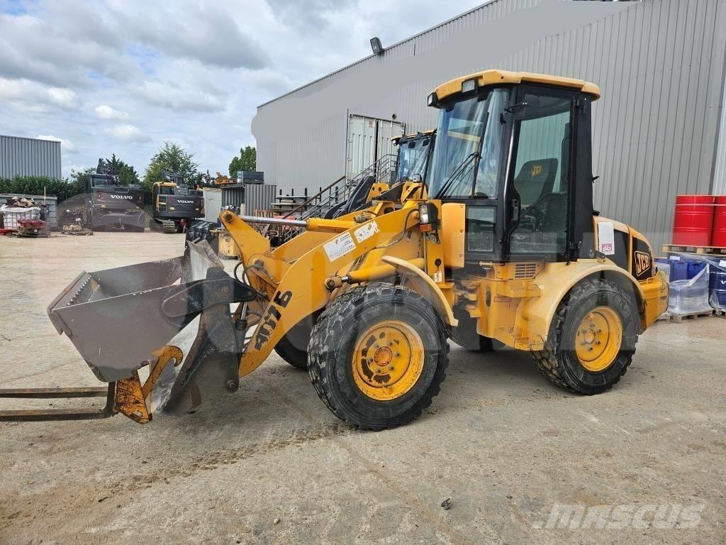 JCB 407 B لوادر بعجل