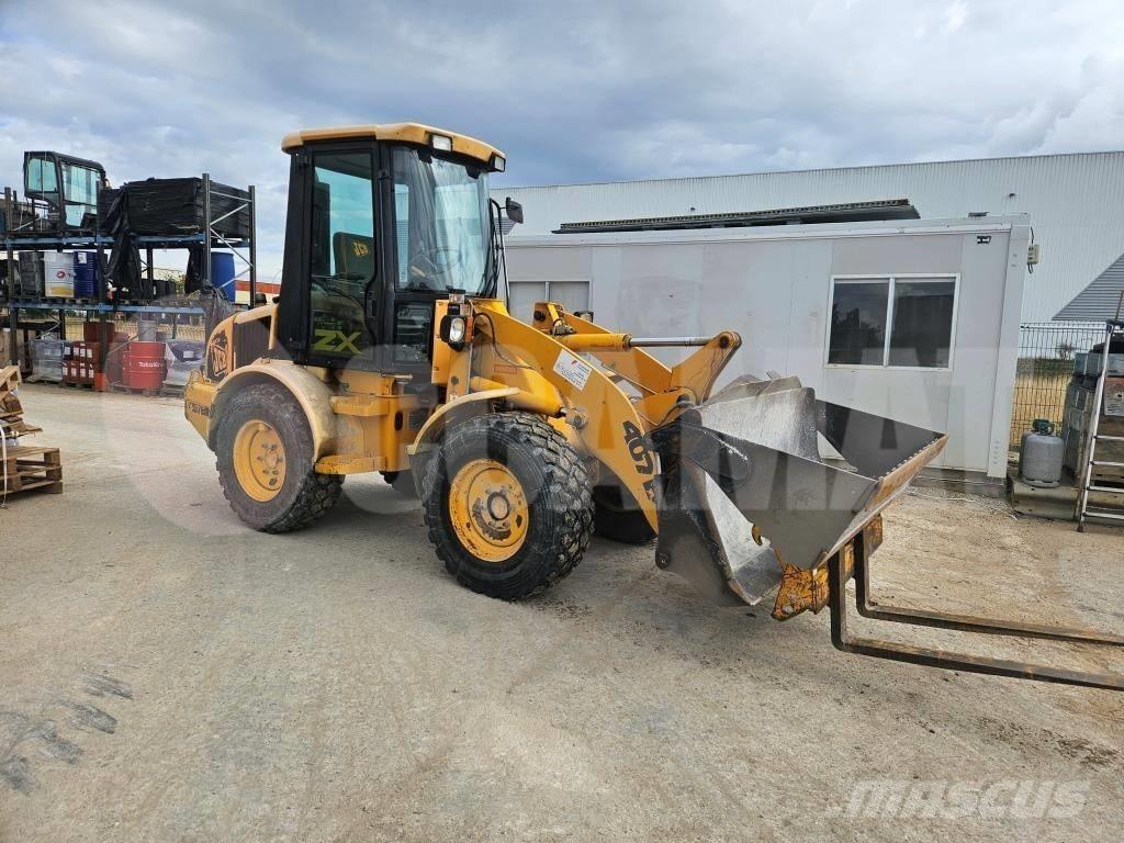 JCB 407 B لوادر بعجل