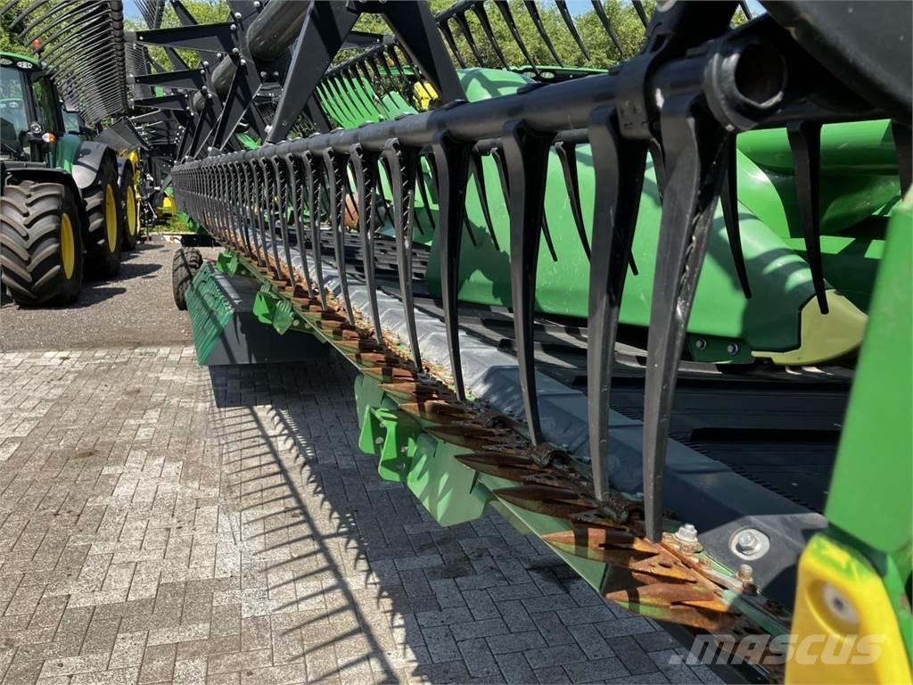 John Deere RD40F ملحقات الحصادات