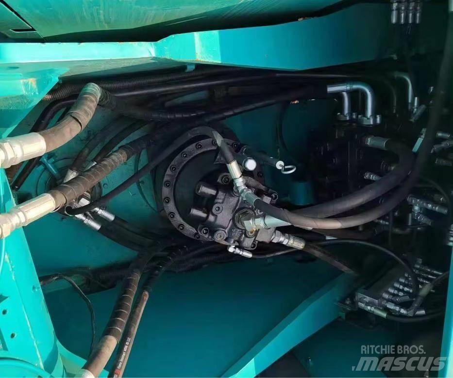 Kobelco SK 250 LC حفارات زحافة