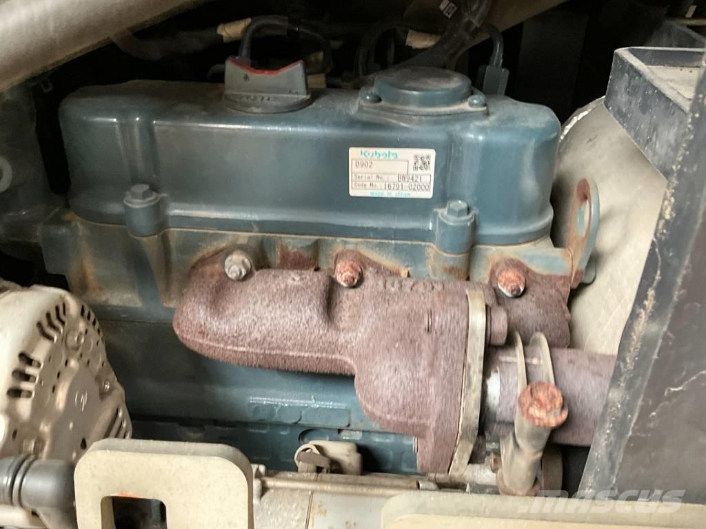 Kubota KX 018-4 حفارات صغيرة أقل من 7 طن (حفارات صغيرة)