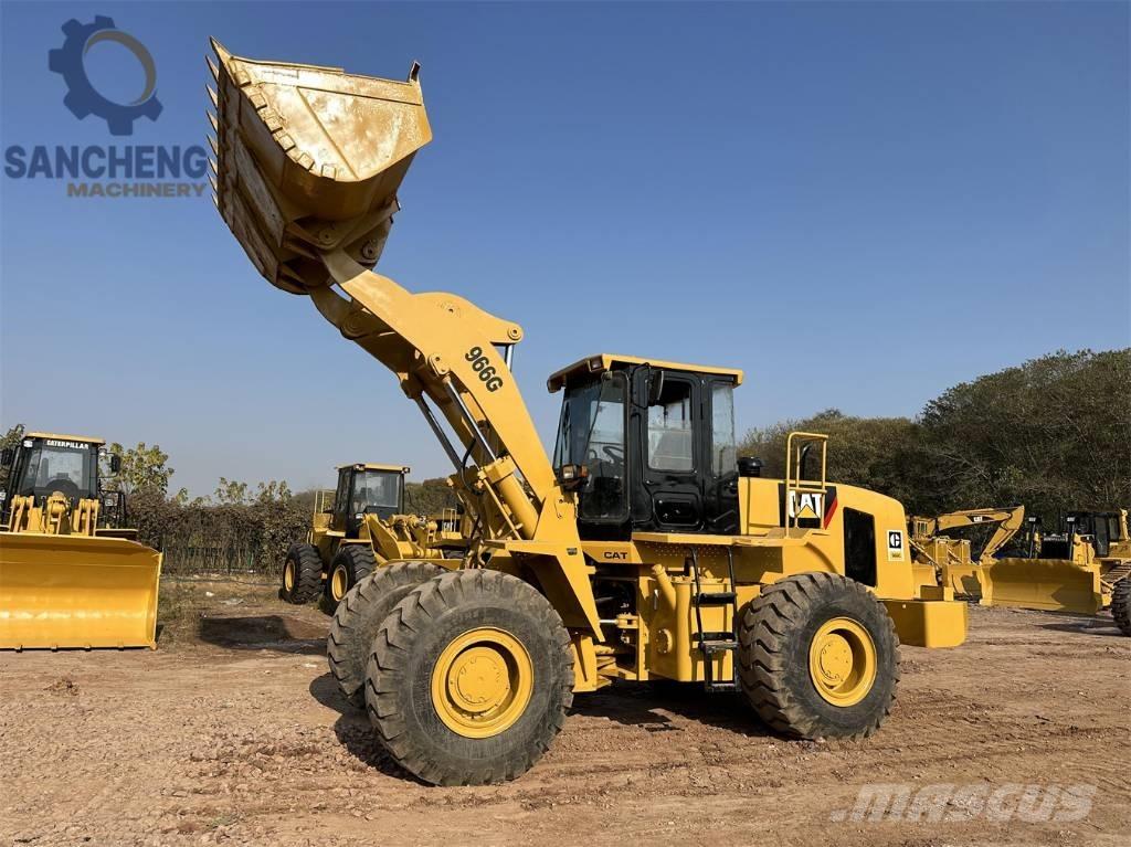 CAT 966 G لوادر بعجل