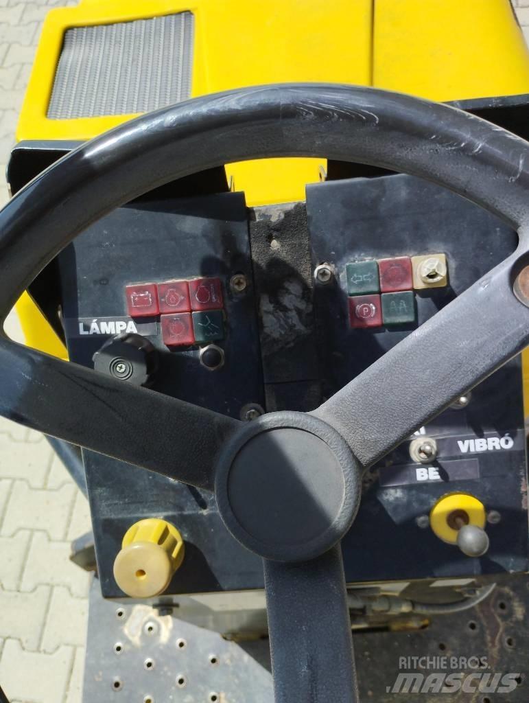 Wacker Neuson RD 15 مداحل ثنائية الاسطوانة