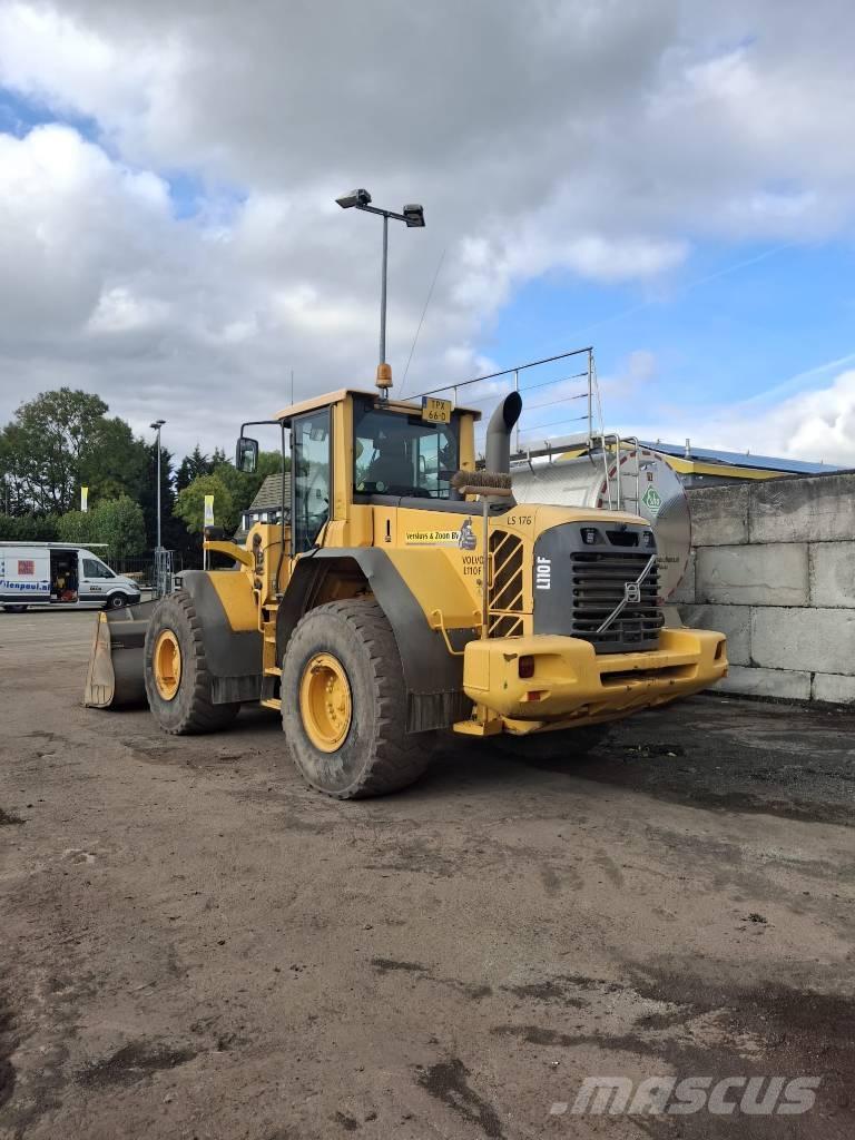 Volvo L 110 F لوادر بعجل